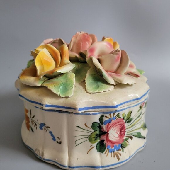 Handpainted Ceramic Capodiamante Floral Trinket Box With Raised Rose Design Made - Picture 1 of 9